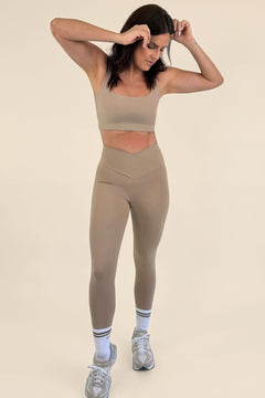 TOP ANNA - Mocha Mousse