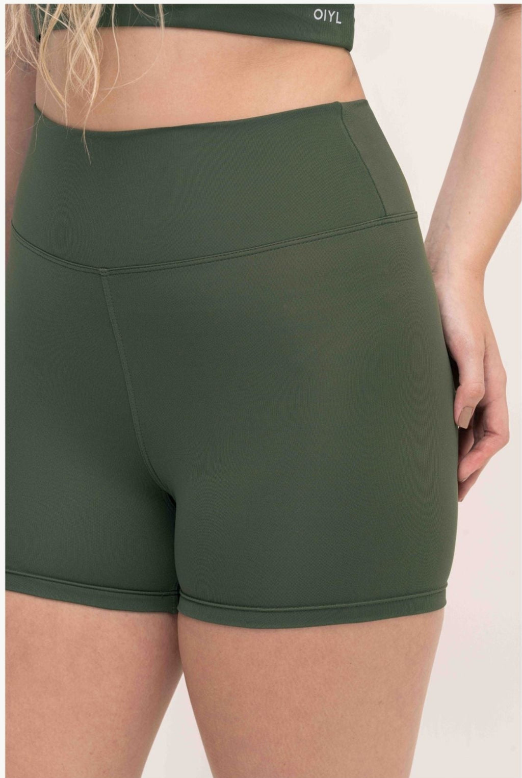 SHORTS DUDA - Verde Militar
