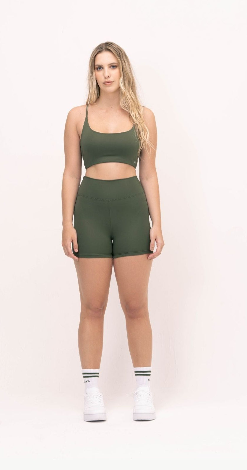 SHORTS DUDA - Verde Militar