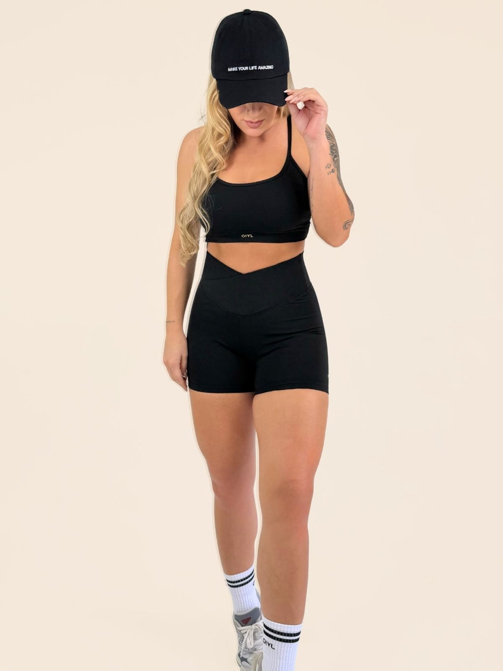 SHORTS FLORA - Preto