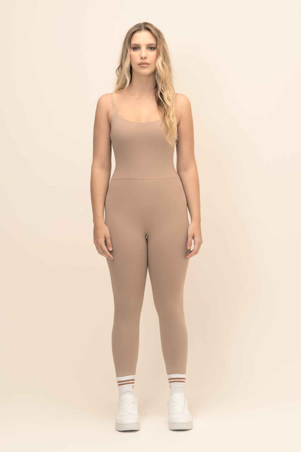 MACACÃO MARINA- Mocha Mousse