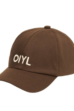 BONÉ OIYL
