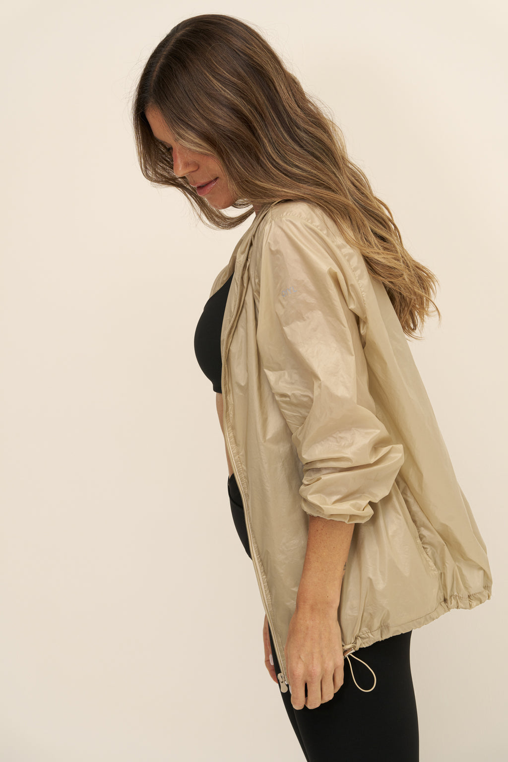 JAQUETA CORTA VENTO - Off White