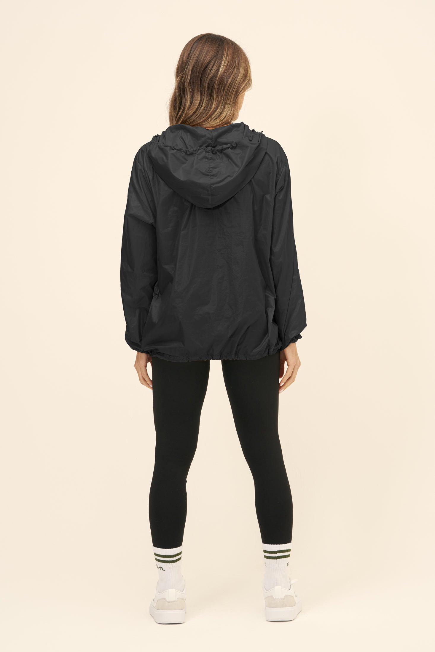 JAQUETA CORTA VENTO  CUSHY - Preto