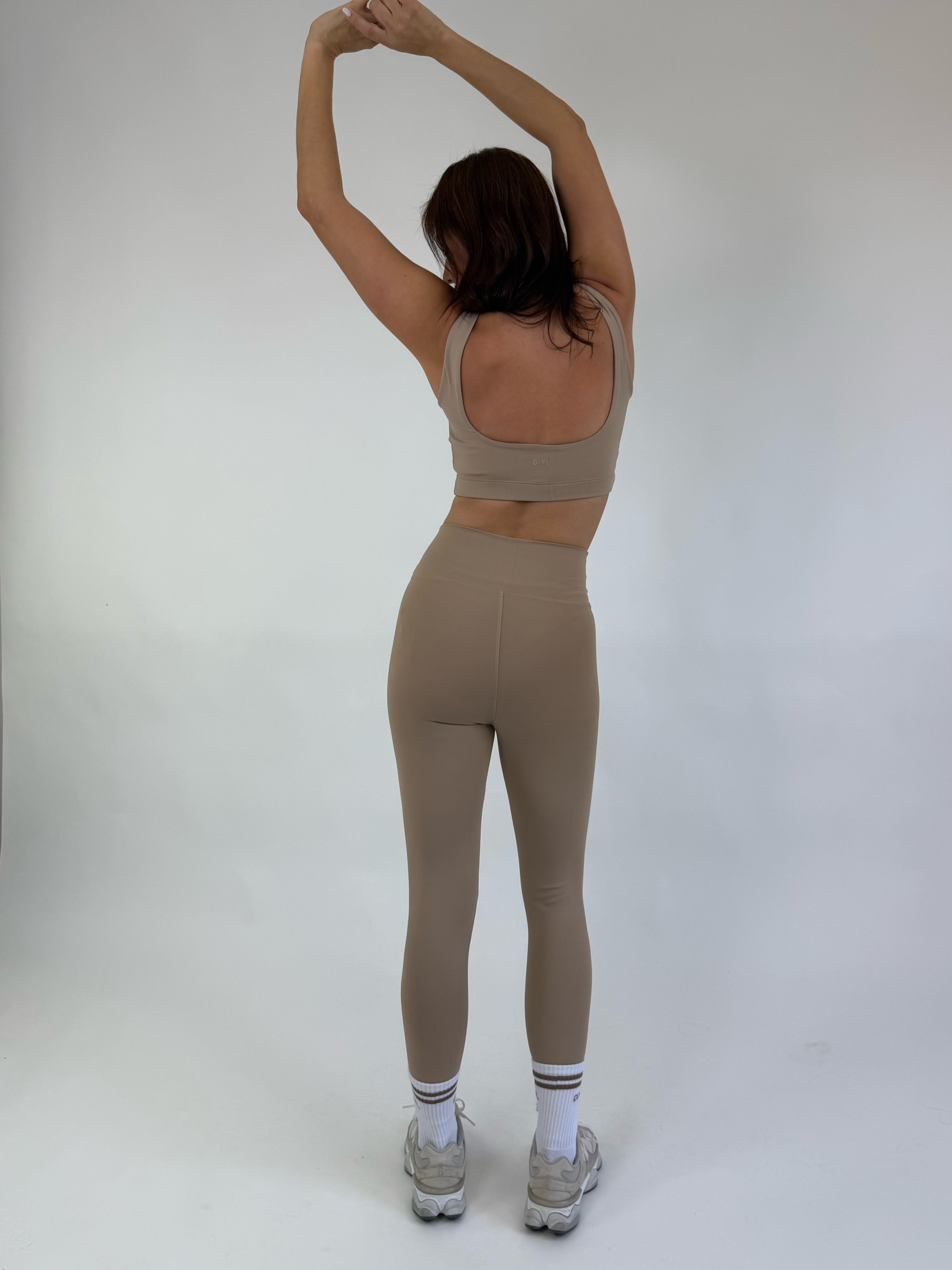 TOP ANNA - Mocha Mousse